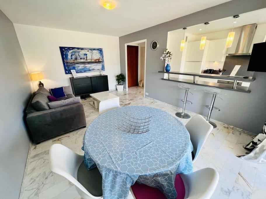 Le Pinede - Apt 4 Prs- Parking - Clim - 500M Plages Антиб Экстерьер фото