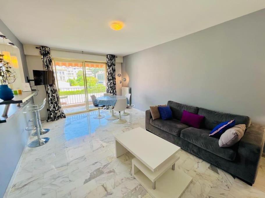 Le Pinede - Apt 4 Prs- Parking - Clim - 500M Plages Антиб Экстерьер фото