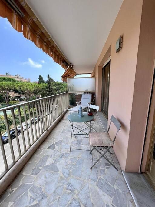 Le Pinede - Apt 4 Prs- Parking - Clim - 500M Plages Антиб Экстерьер фото