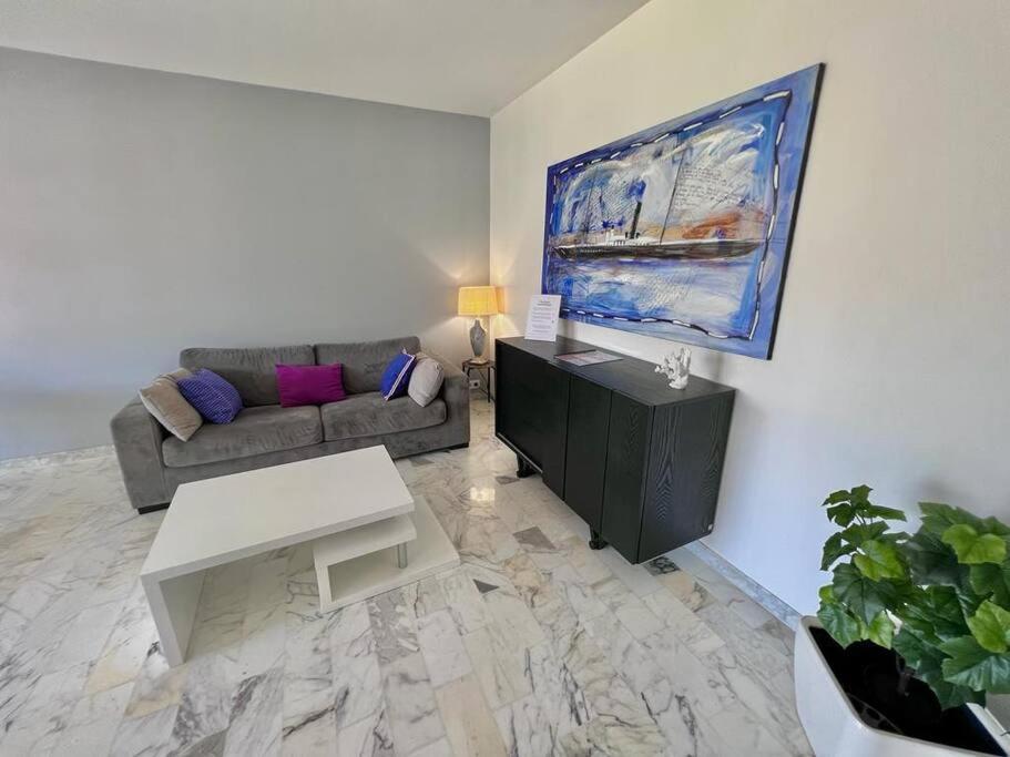 Le Pinede - Apt 4 Prs- Parking - Clim - 500M Plages Антиб Экстерьер фото